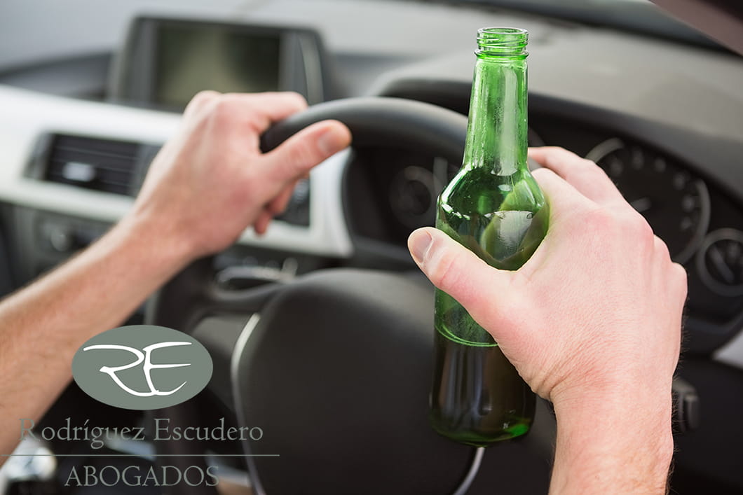 Conducir bajo los efectos del alcohol