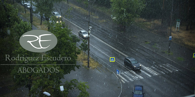La lluvia en los accidentes de tráfico importancia y repercusiones