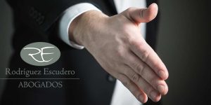 La confianza como pilar fundamental en la relación con tu abogado