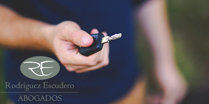 Indemnización por accidente si el conductor no tiene carnet de conducir