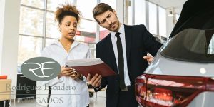 Cómo afecta un delito de tráfico a tu póliza de seguro