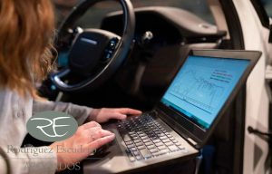 Por qué merece la pena contar con peritos