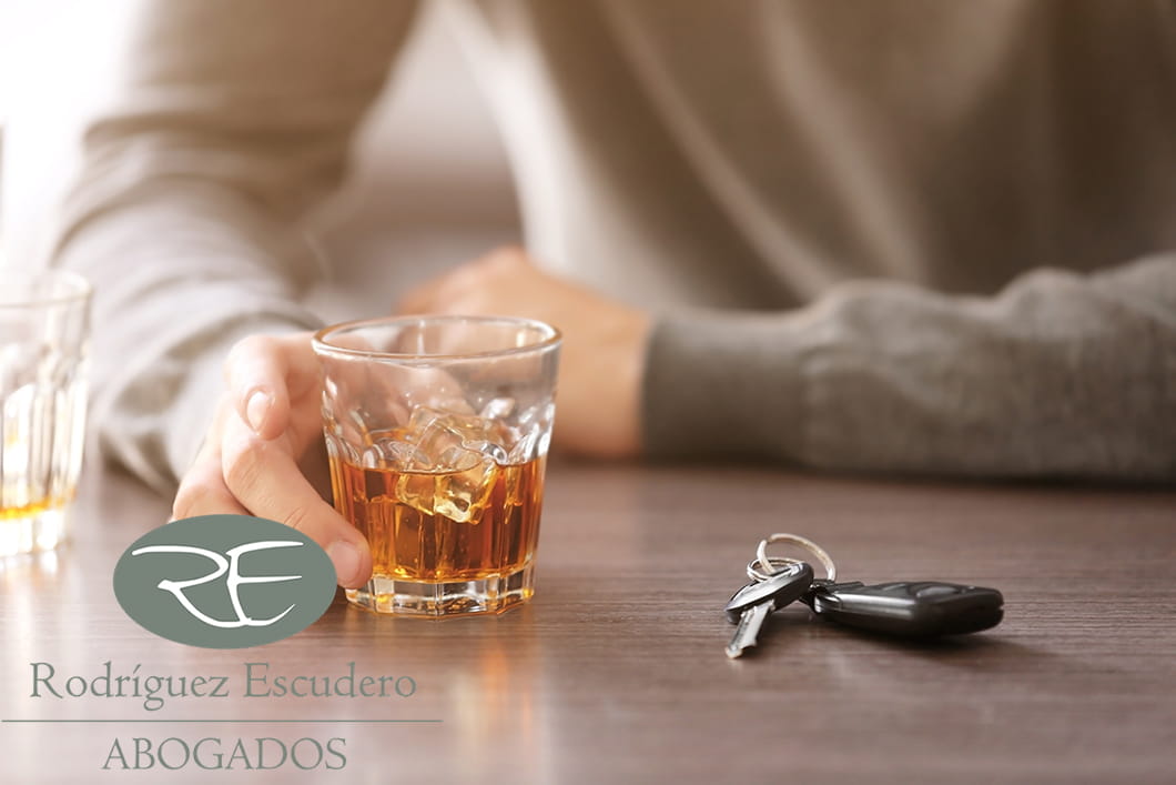 Absolución de la acusación de delito de alcoholemia tras accidente